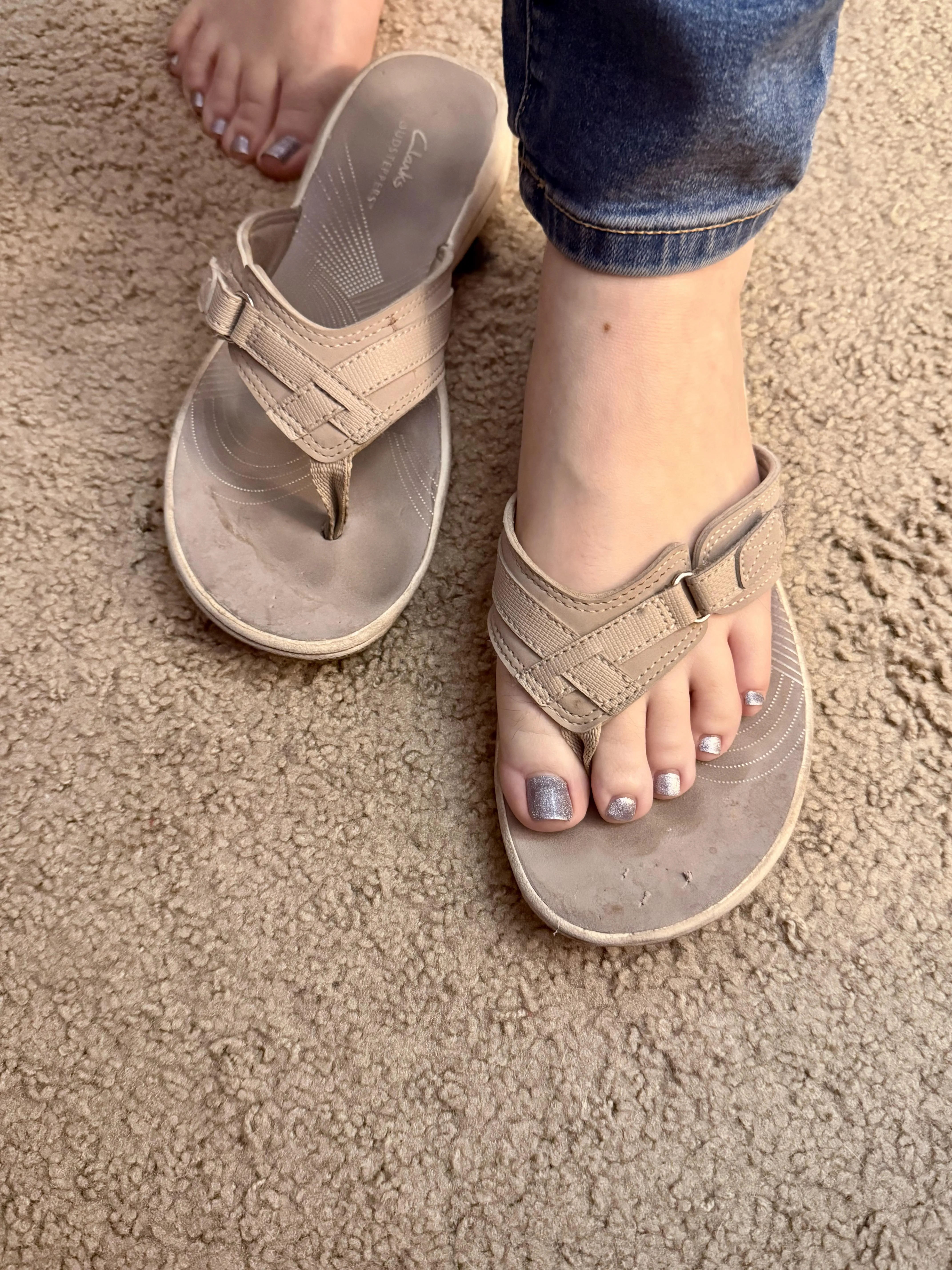 Do you wanna buy my flip-flops? DM if interested