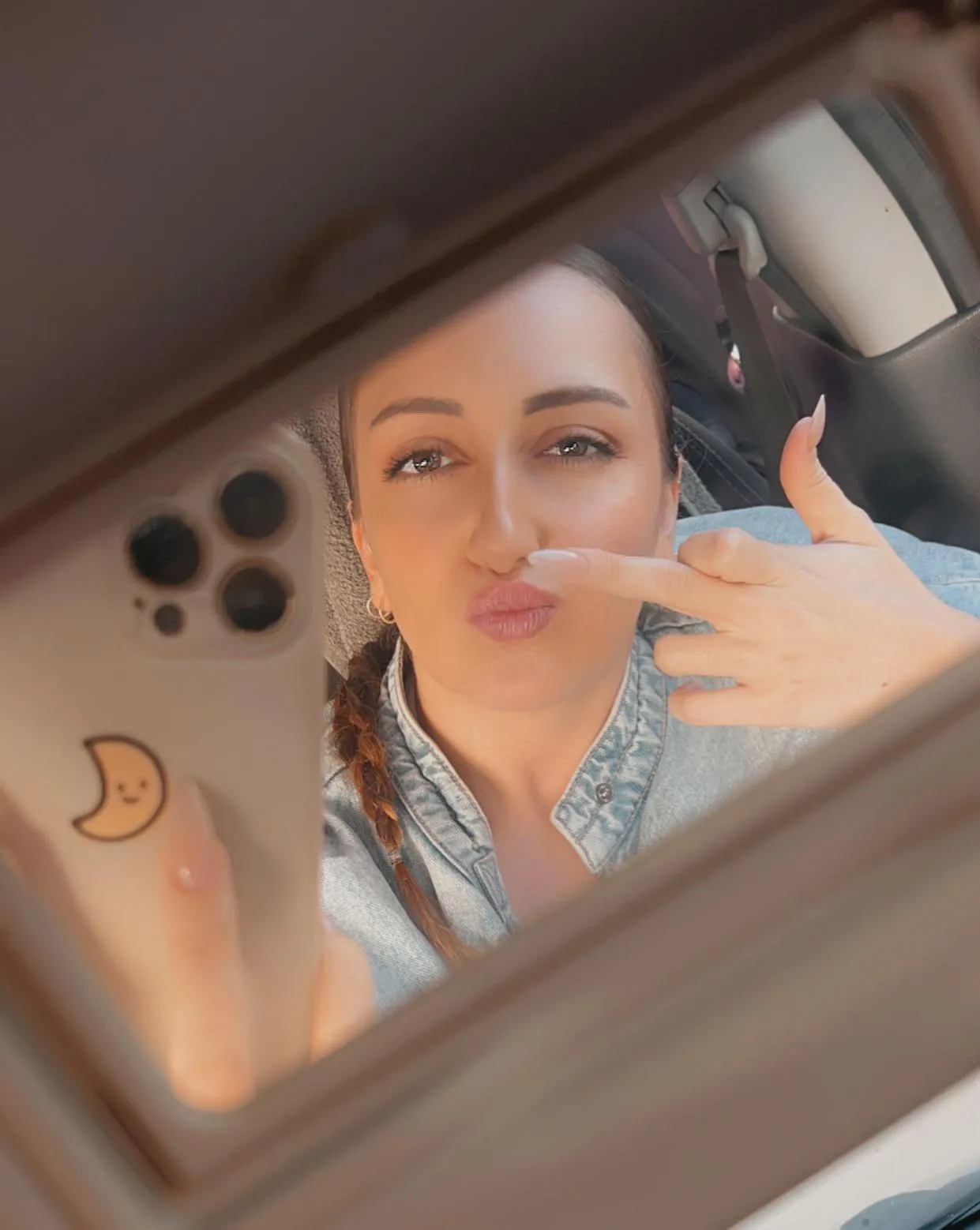 Double tributes for Vday🙊 spoil me I deserve it. 🫦