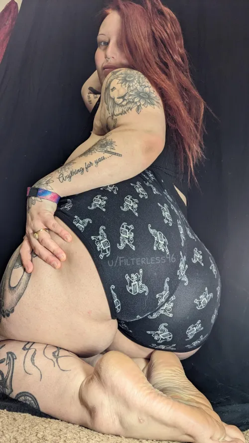 Happy valentine's day, Im your gift (;