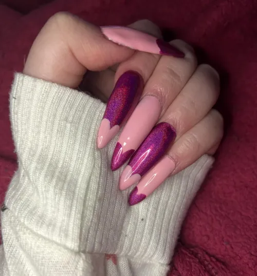 He loves me, he loves me not