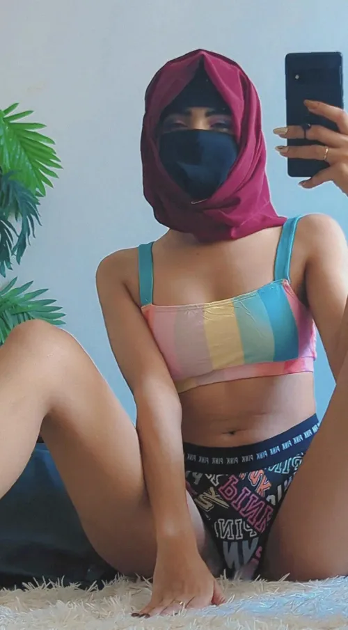 i want to know what it's like to be a submissive in a bdsm relationship IRTR