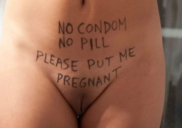 My whole body is screaming at me to be bred, I can't focus on anything, I need it so badly