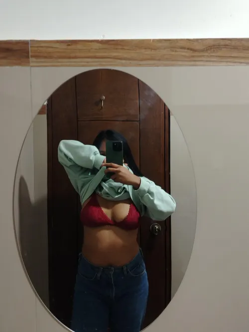 Red for valentines day 💗 (f)