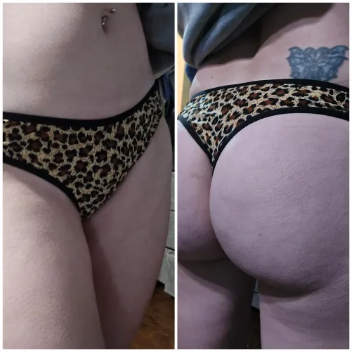Selling] 24 hr standard wear. Few add ons. $30 to anywhere in the [us] you love how i smell ask about add ons and drawer! 💋NO WAIT TIME