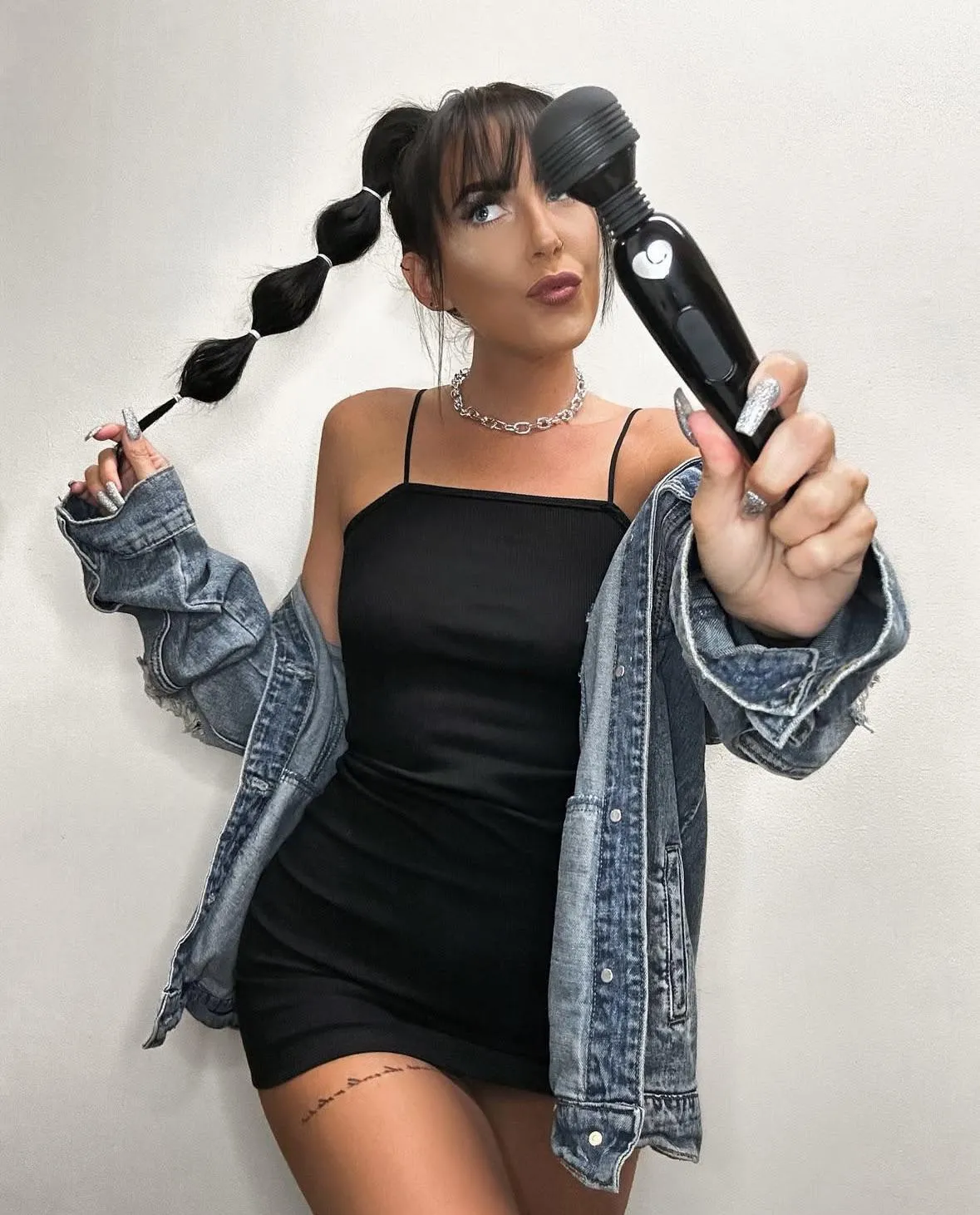 Wanna see me use this you?? 🥵