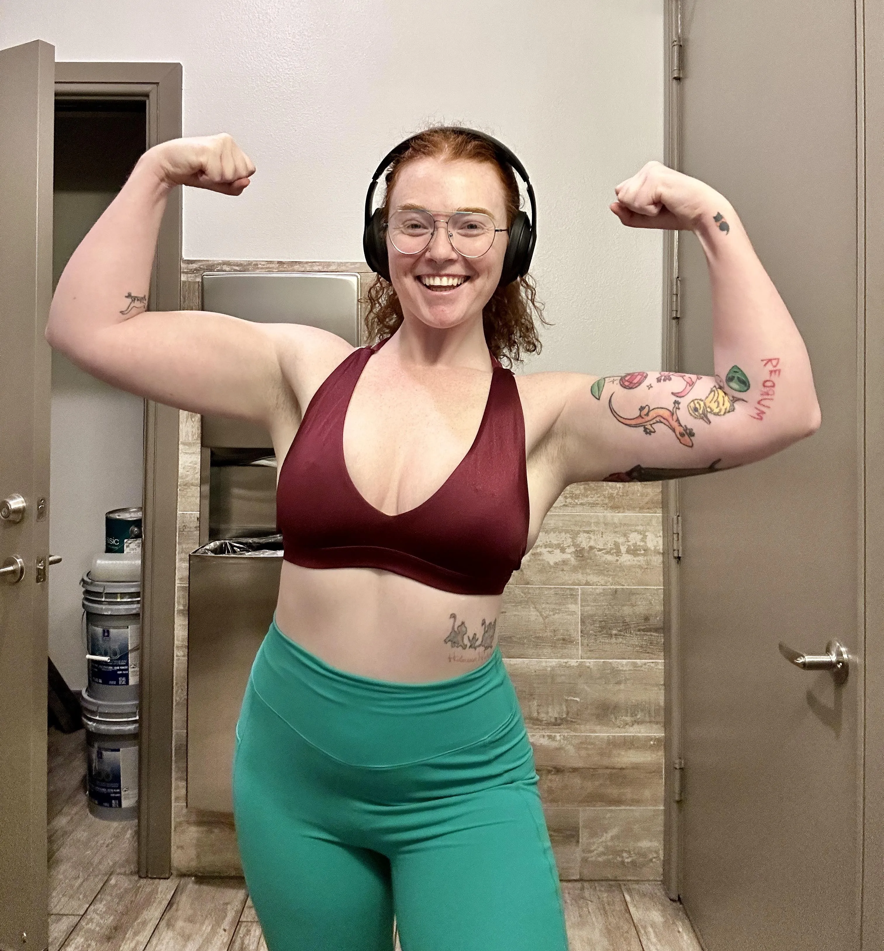 Who said nerdy girls can’t also be strong lol