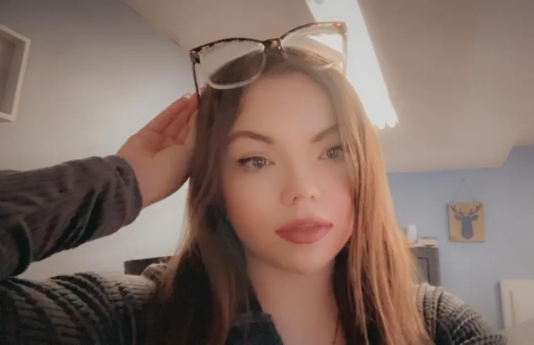 [26F] [Selling] who’s ready for some fun?? bratty, milf. I’m into a lot. My favorites are customs, pics & vids, joi, ratings, gfe, femdom, findom, humiliation, toy play & more! Dm or snap