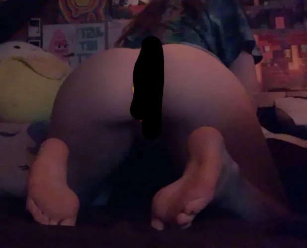 doing foot fetish stuff, spoil me if interested!