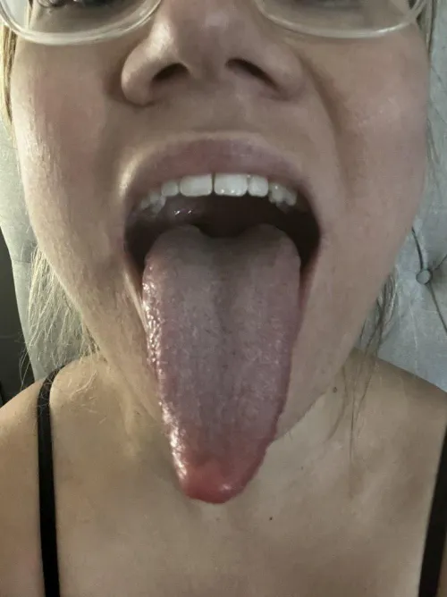enjoy my tongue as lang as you want babe