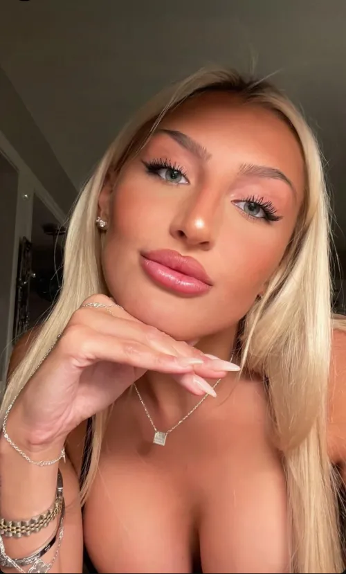 Every like = Her describing your🍆