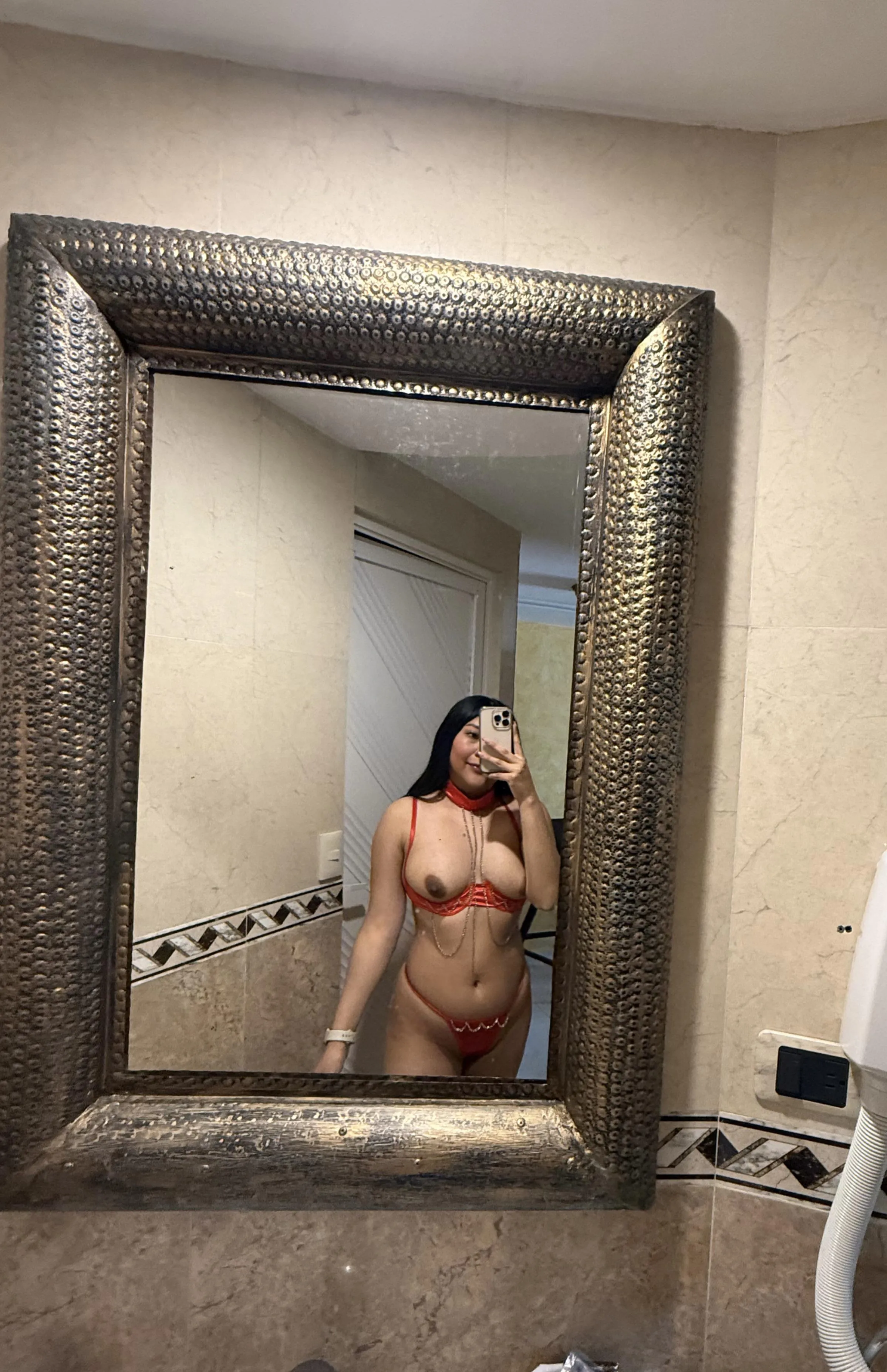 I want someone to kiss them