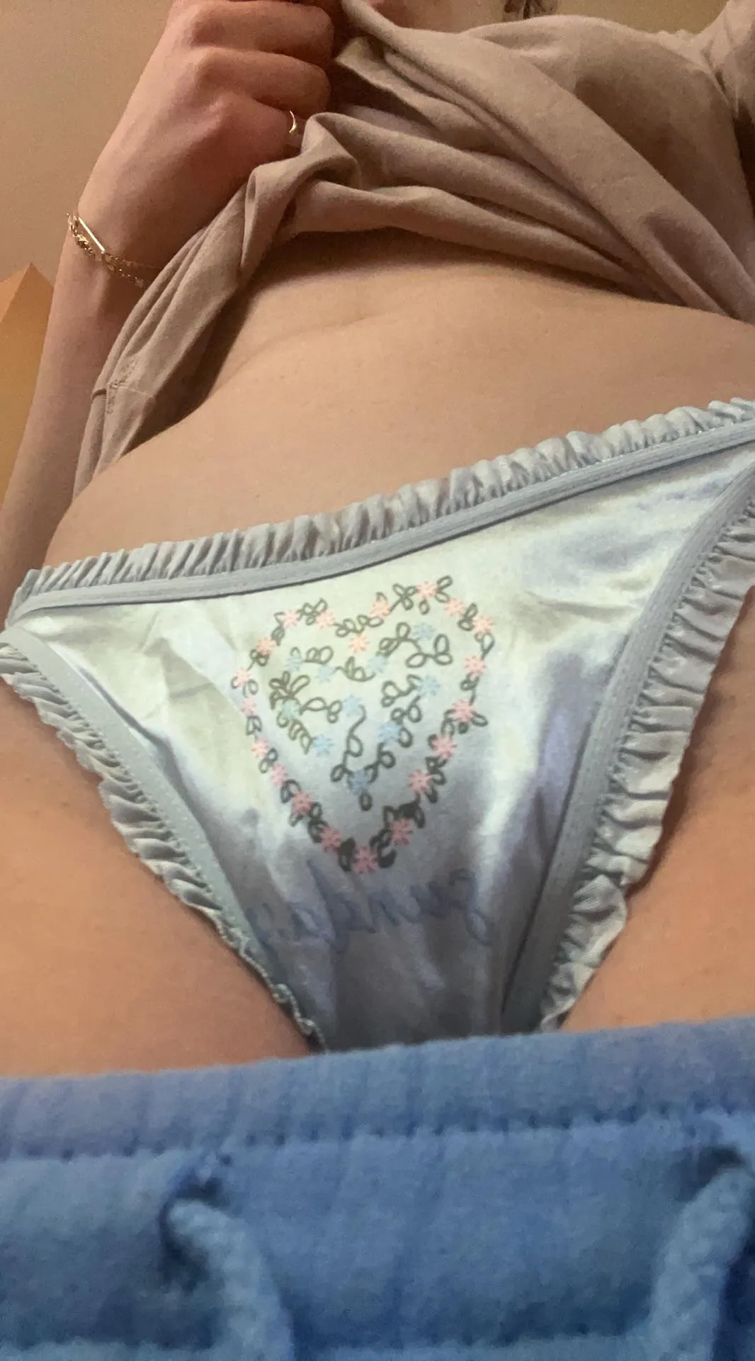 It says ‘Sunday’ that’s my favourite day!