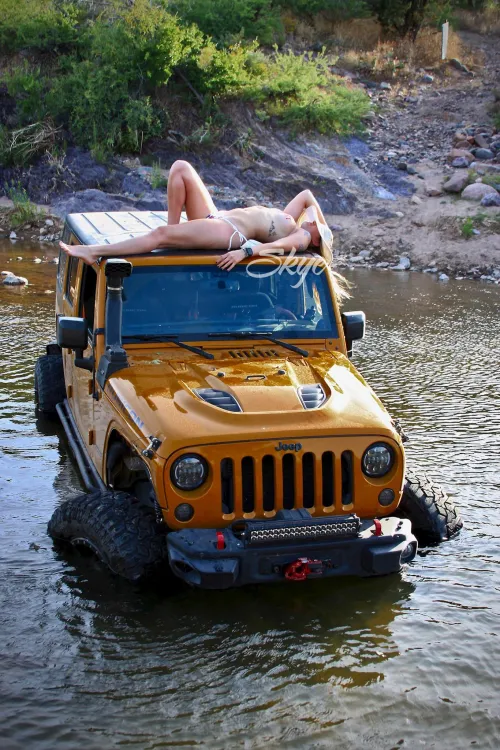 Life’s better as a jeep girl