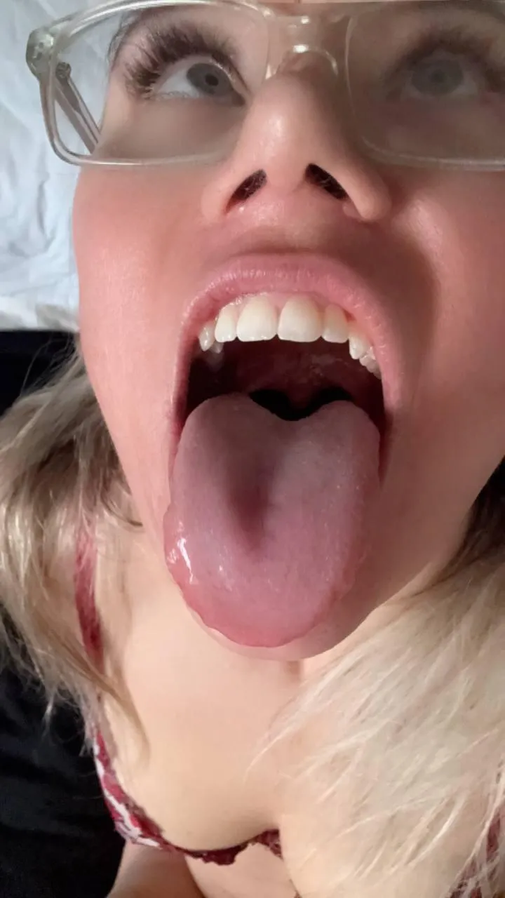 need that cream on my tongue, NOW