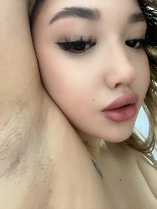 would you like to sniff my stubble asian armpits