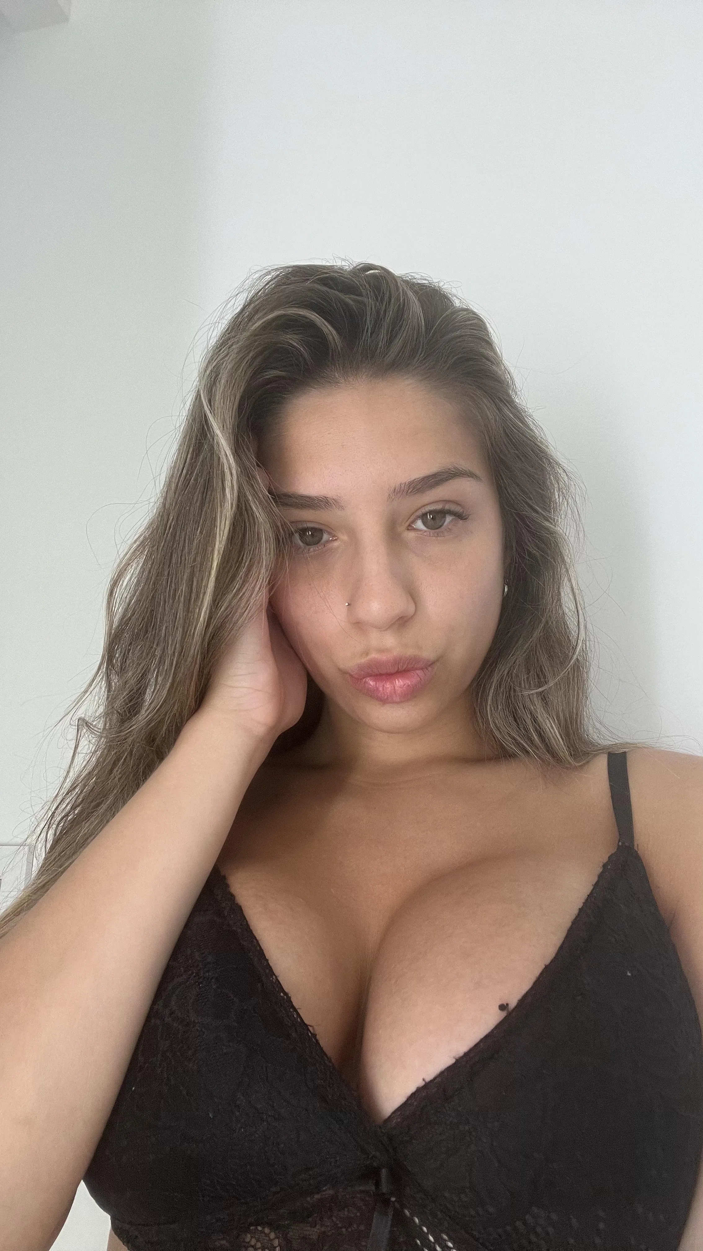 20 [F4MF] [F4M] ready to suck your cock on the first date