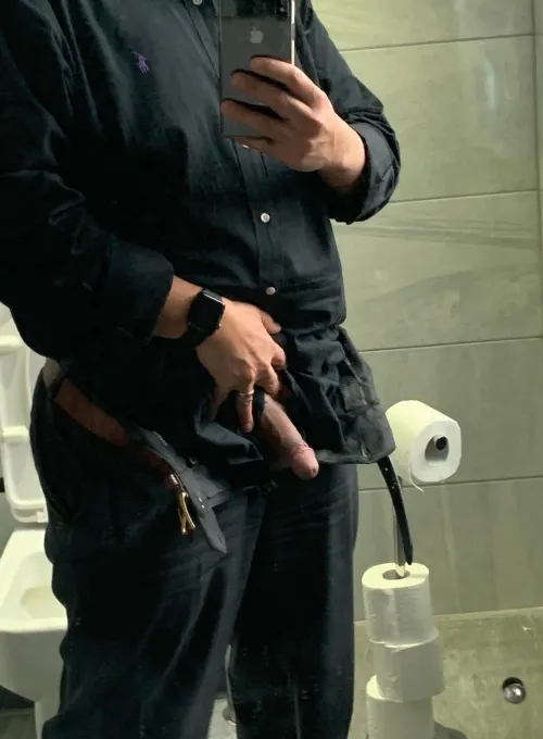 51 [M4F] #Windermere - Let's have some fun. Separated and been way too long. FWB and NSA is good but open to anything exciting.