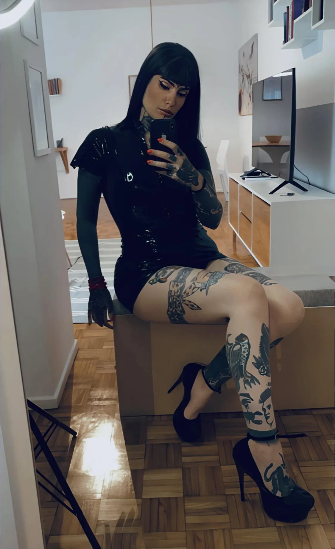 Black, power and superior heels is the menu for today