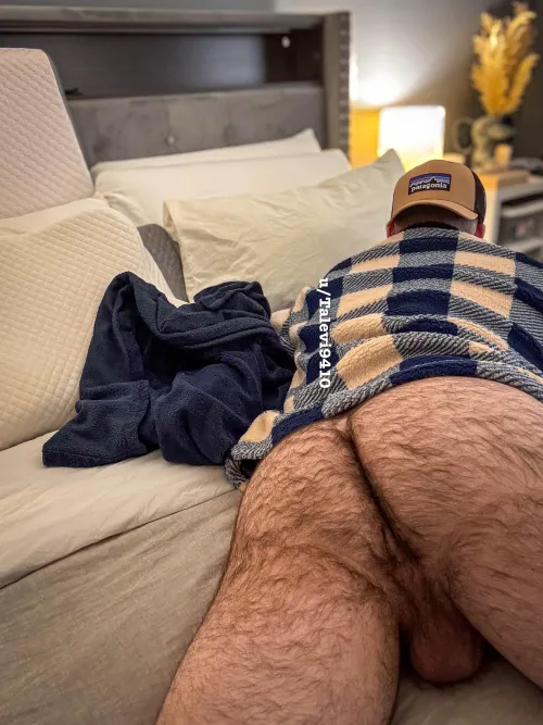 Do you gays like hairy? 30M
