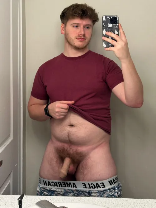 First haircut in like 4 or 5 months and I’m liking it 🤭 [27]