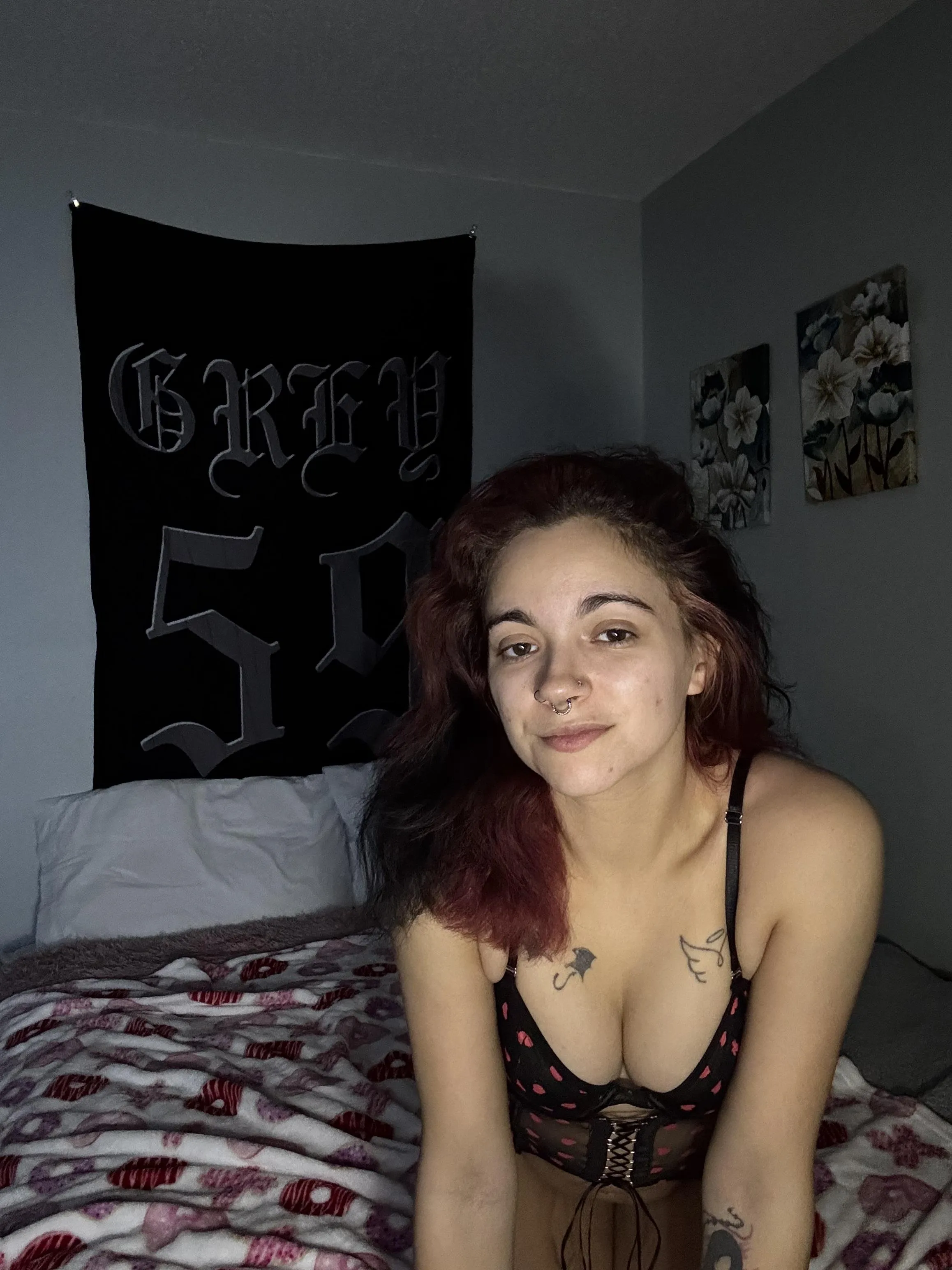 Hey baby 🤍🩷 do you think it’s pink? 🩷