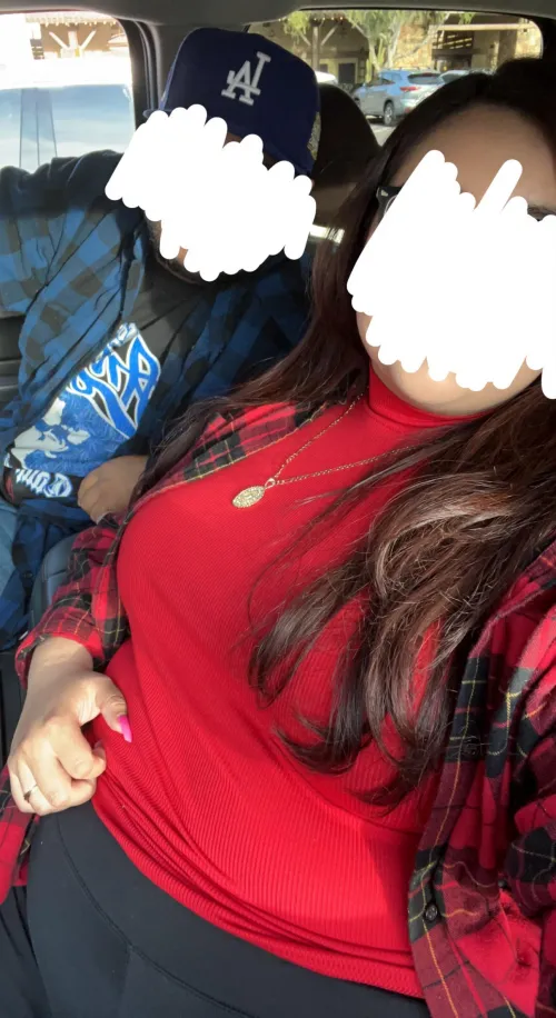 I wanna see my man get fucked so badly