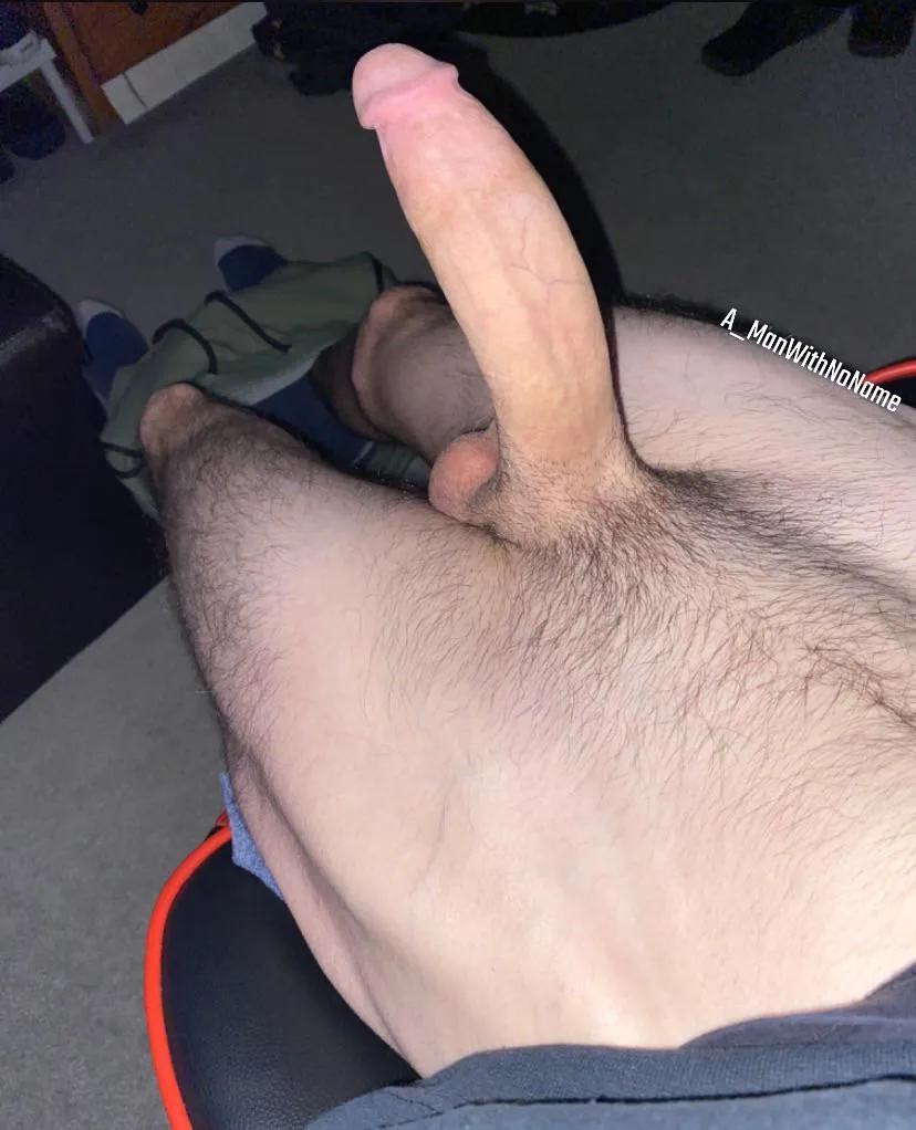 if you dont have work off tomorrow, you better call off 🐎 🥴