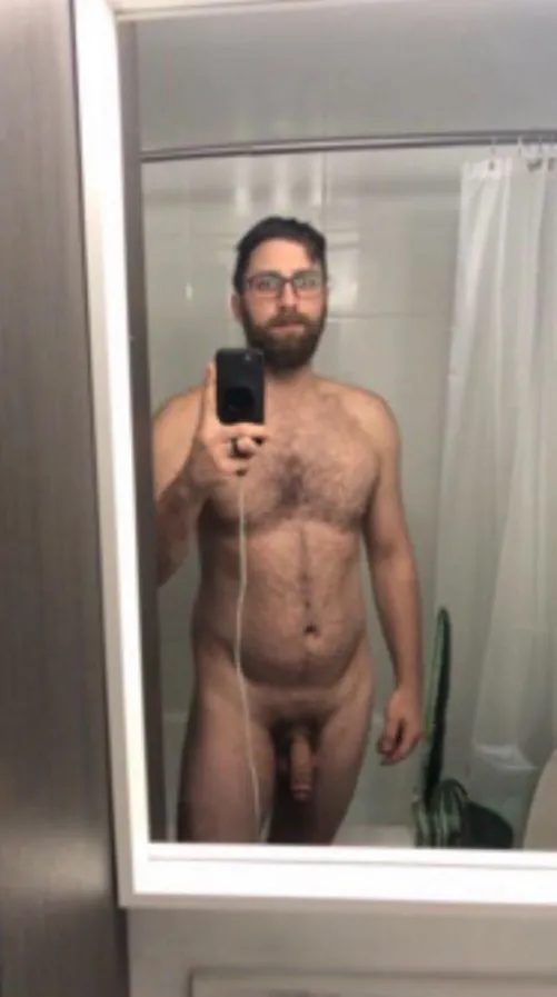 In SLT for work/ski would love some company apres ;)