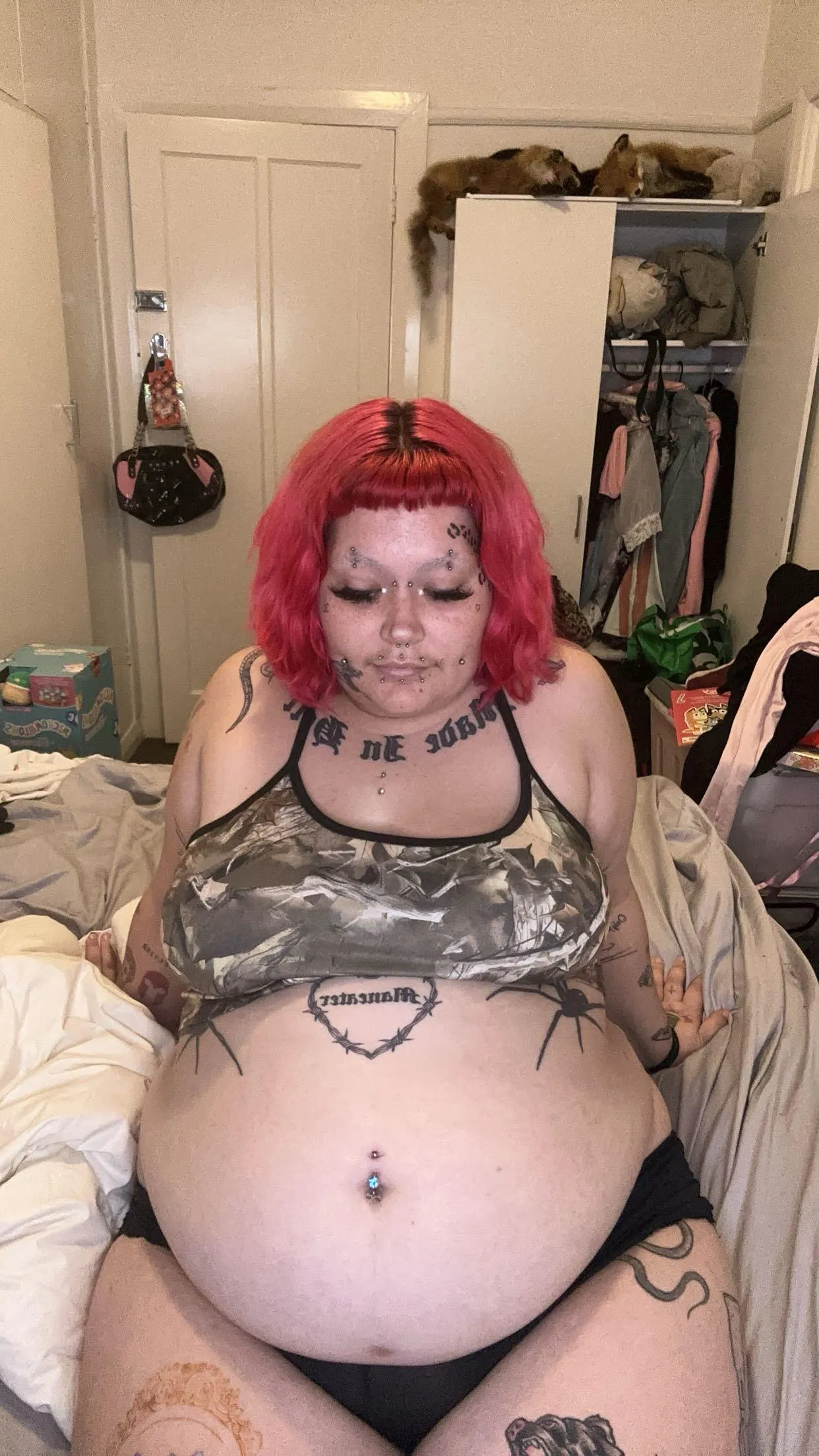 let me hop on top? 😘