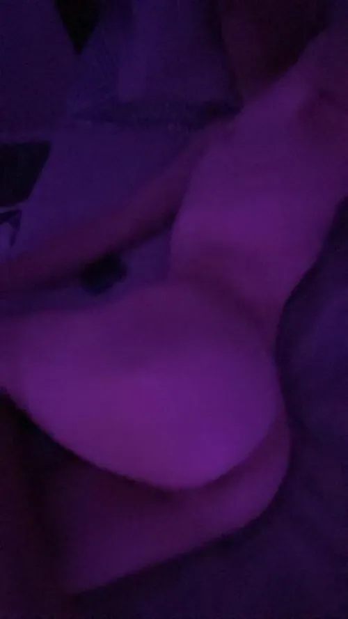 18 Looking for older guys that like young ass (snap ryanwillians)