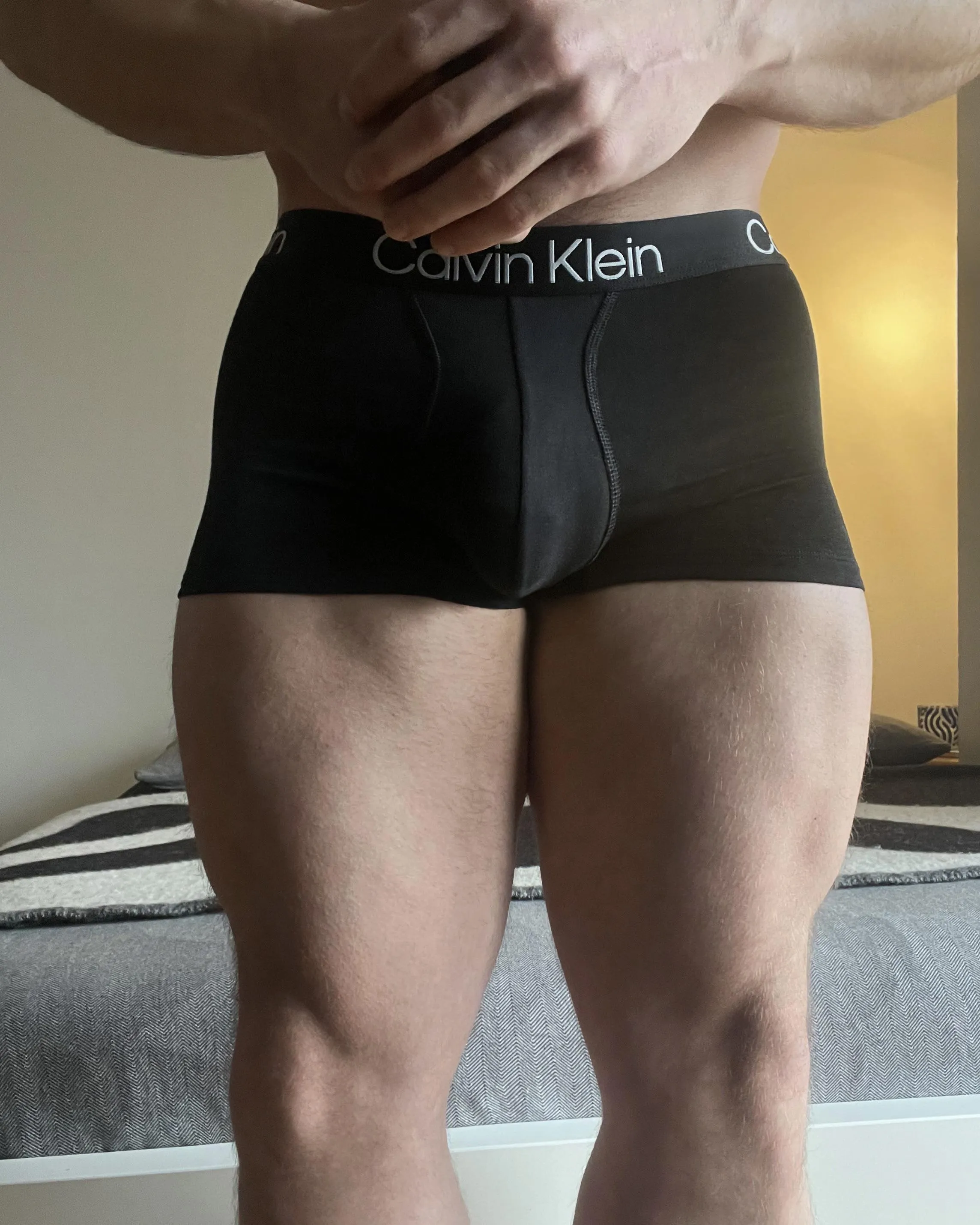 Building Muscle, Losing Fat. Shredded Thighs Coming Soo