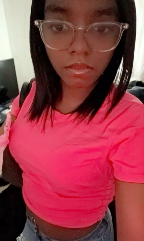 Can I be ur chocolate slut?🤭