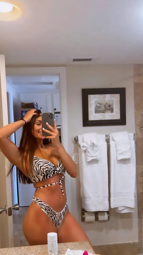 I love anything animal print :)