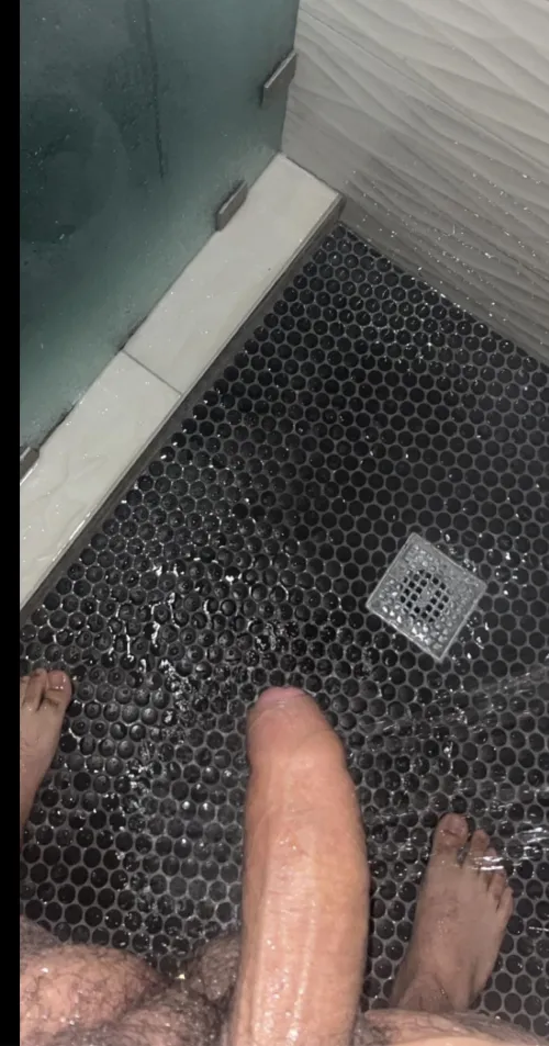 I need someone to push my foreskin back