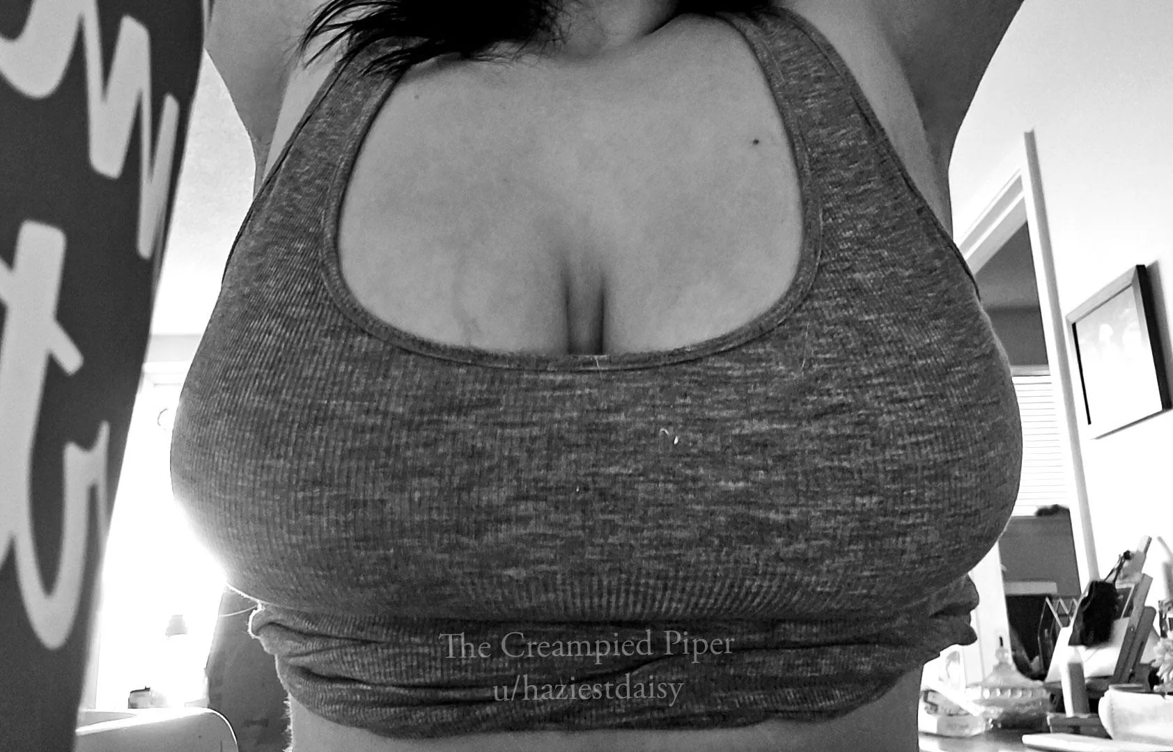 [showing off] milf monday morning tits ♡