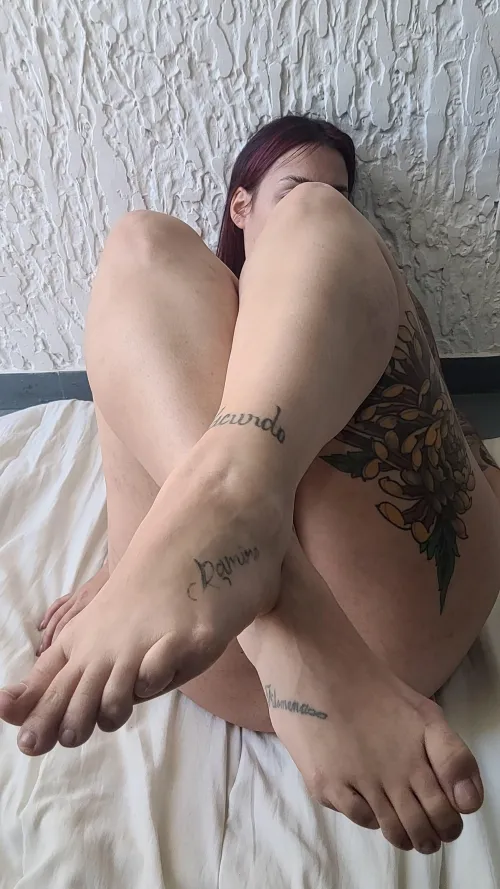 Venerate every part of my feet