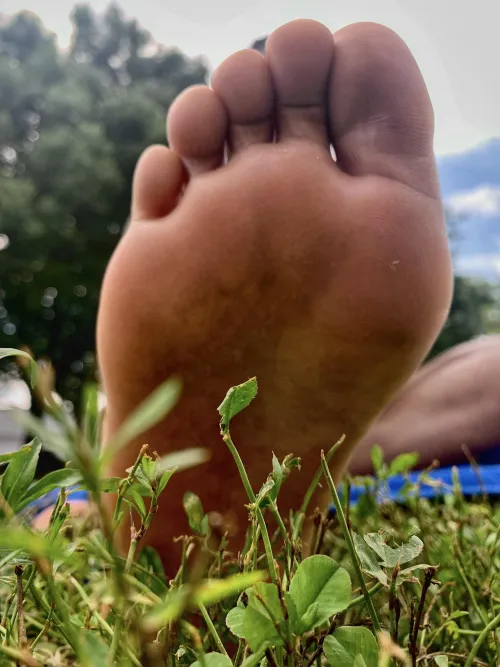 You like this view of my sole? 😏