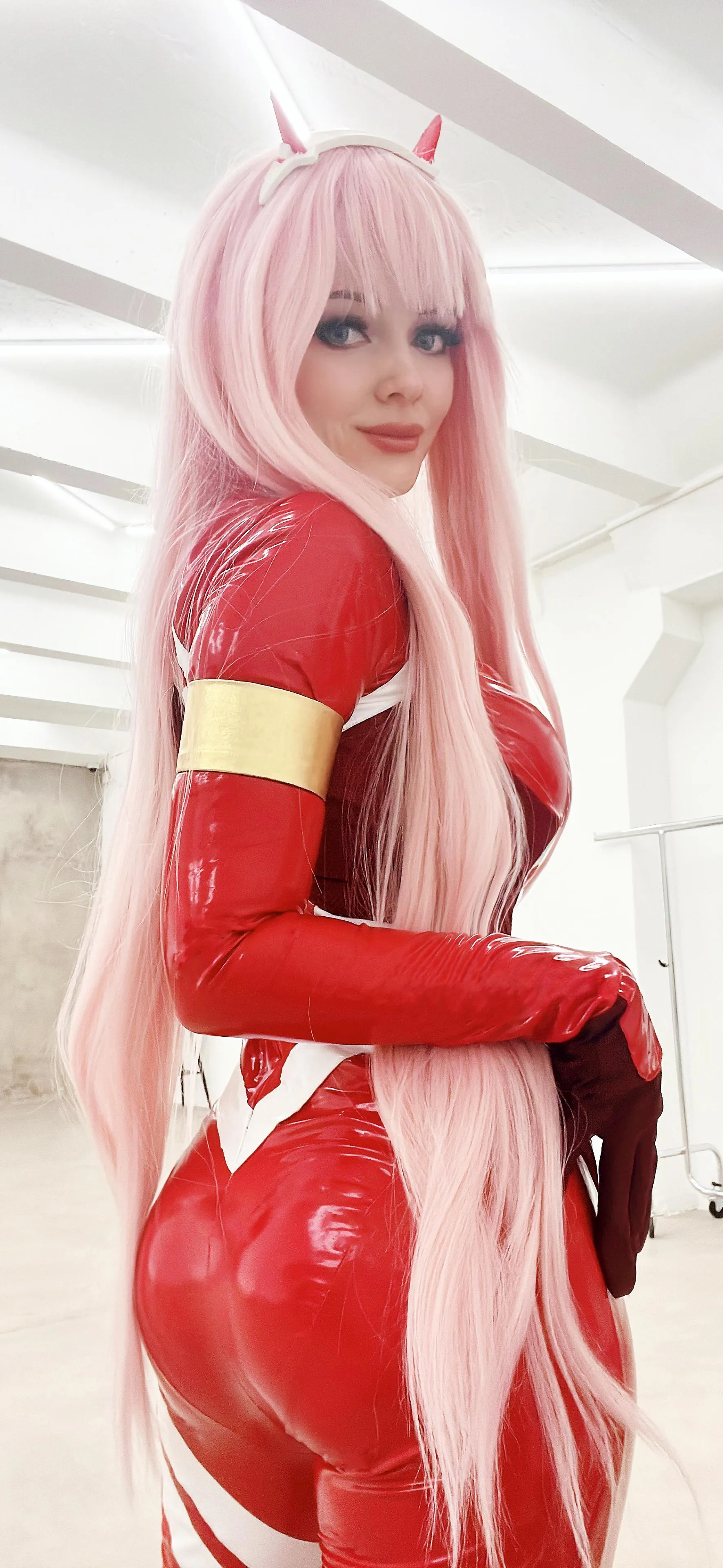 ZeroTwo cosplay by Evenink