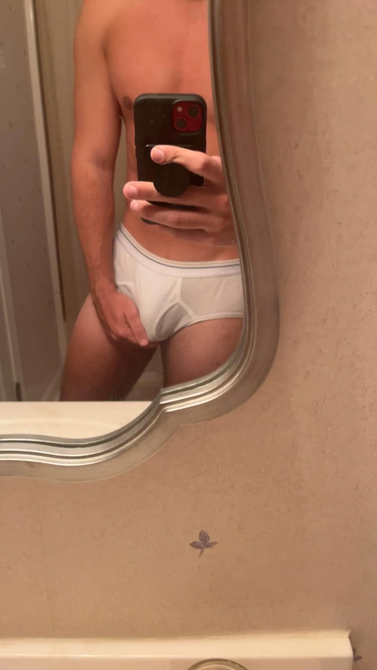 28 m getting ready for bed. HMU