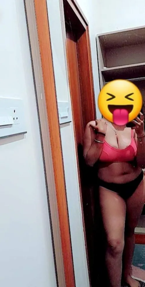 Couple hit me up for pics exchange