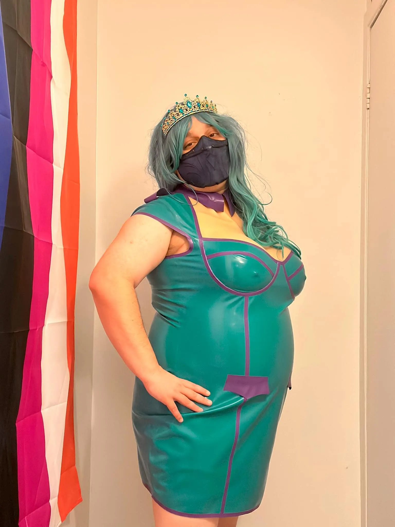First latex dress. Almost cried of joy wearing it ^^