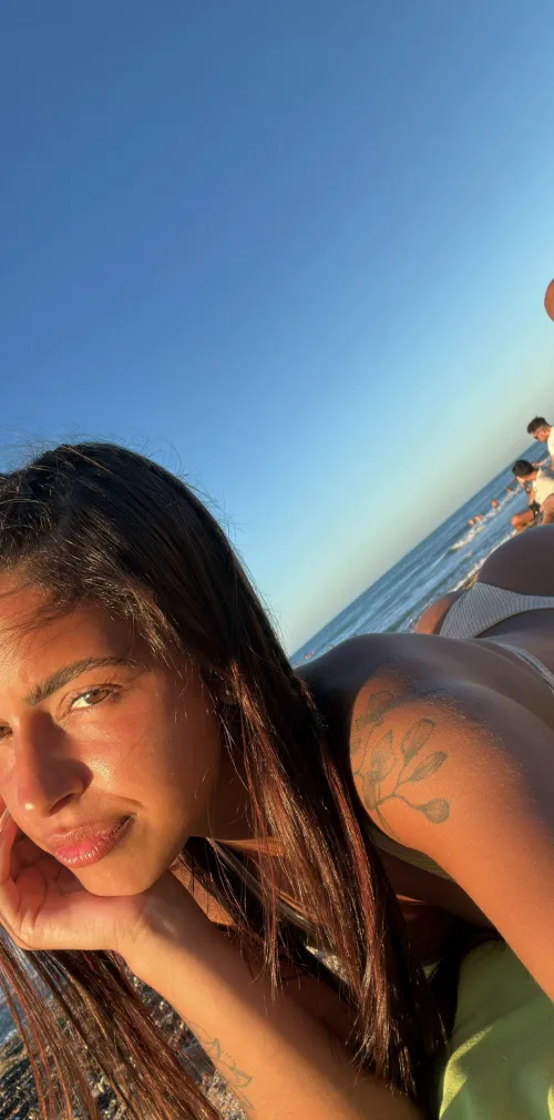 I bet I could make you crave more with every look.