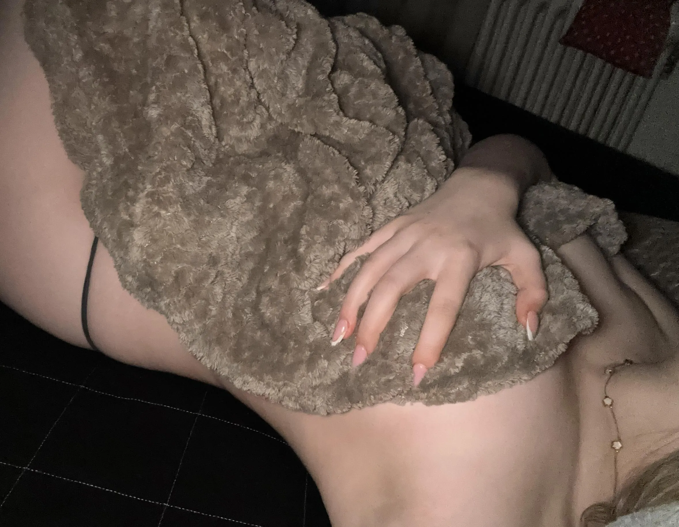 Kommst du mit unter die Decke oder ziehst du sie weg? 🙈💕