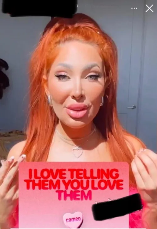 V-day cameo anyone? 💋