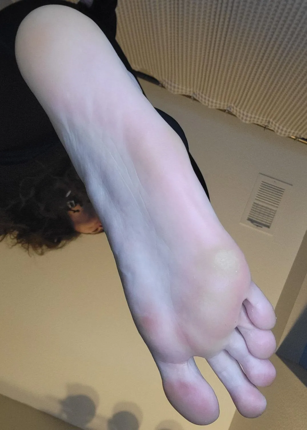 You become more obsessed with my big feet and huge soles with every step I take. 🥵✨️ (oc)