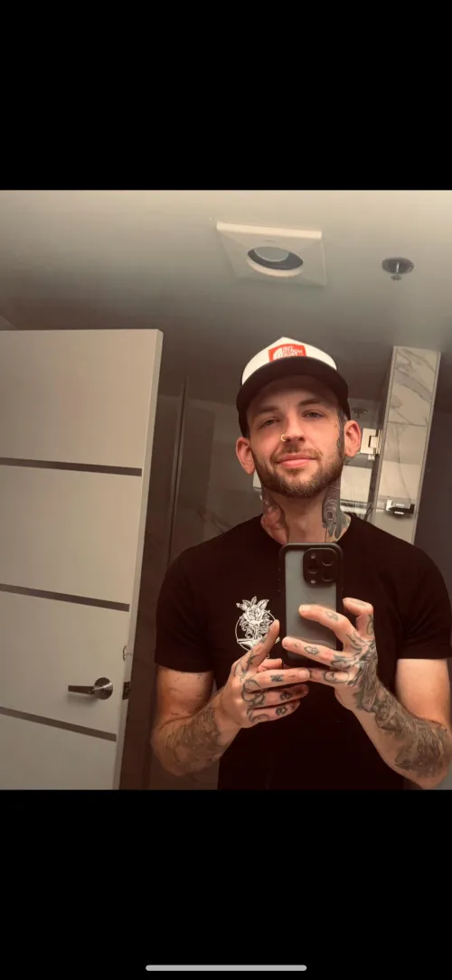 34 m Anniston check my page and lmk if I’m bigger than your boyfriend