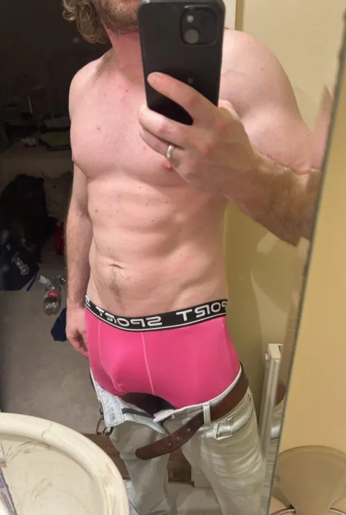 Can I pull off pink (m)