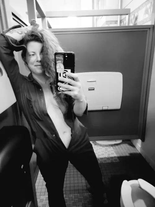 Did you guess I wasn't wearing anything underneath? 😈