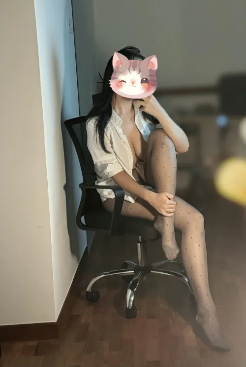 Do you like polka dot tights?