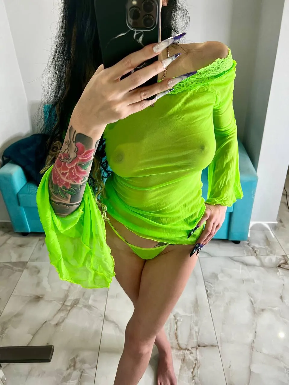 I’m Julia, 42.  Come spend day naughty with me